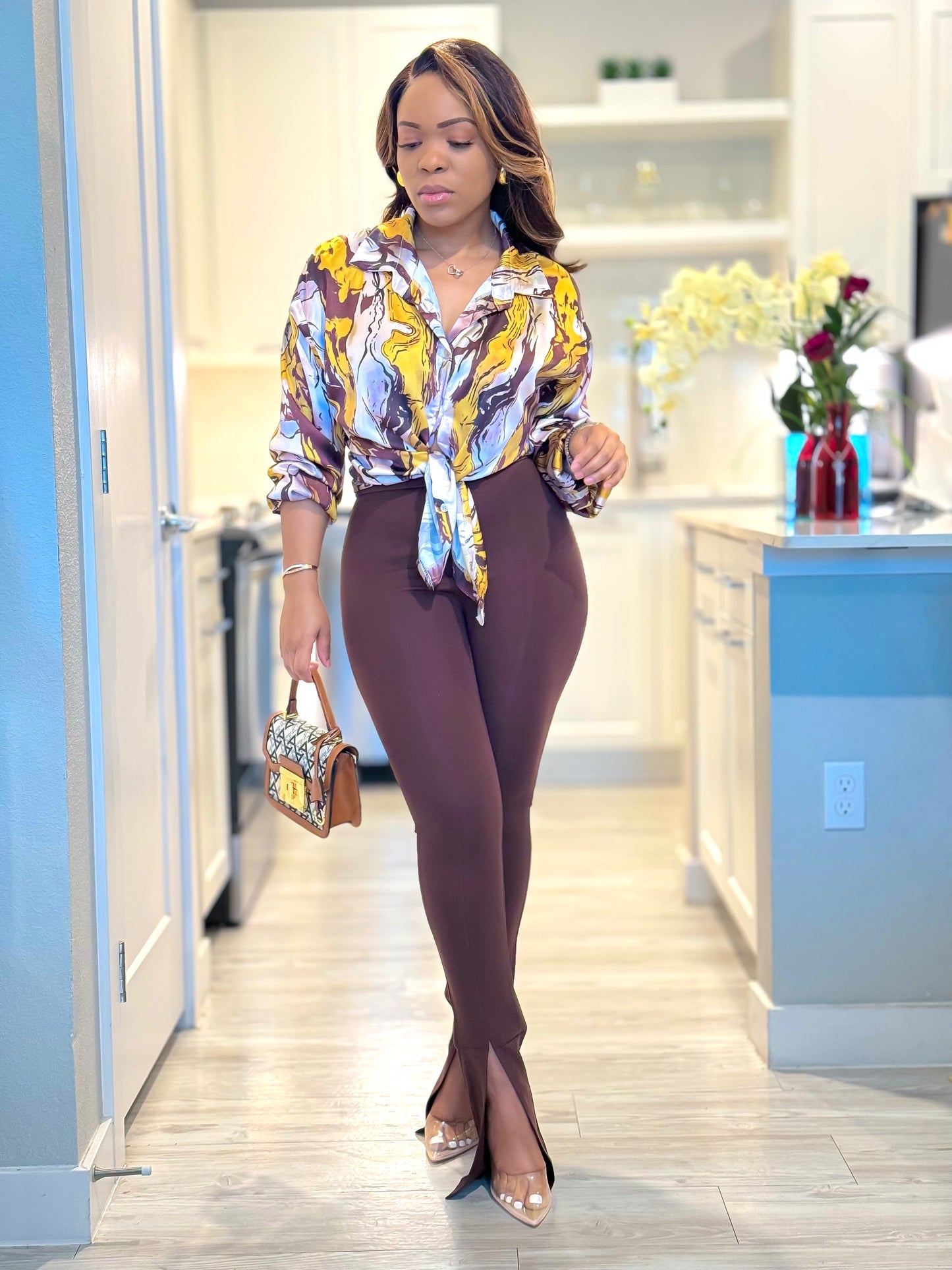 BROWN SUGAR SPLIT FOOT PANTS