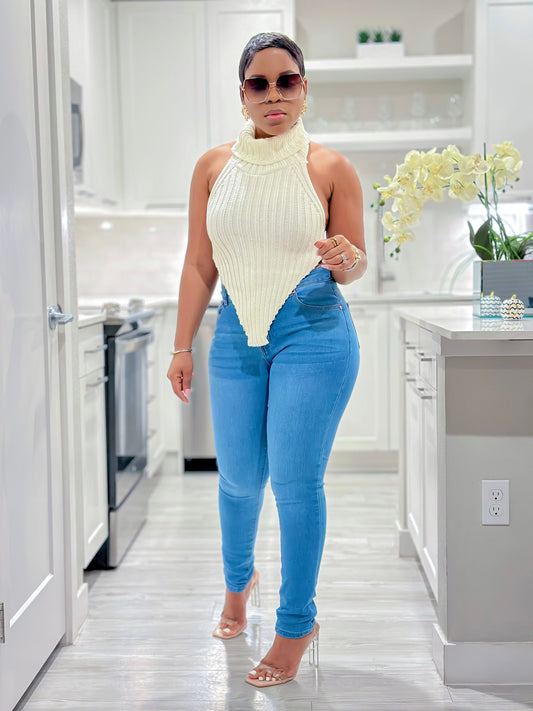 BEA BACK OUT TOP